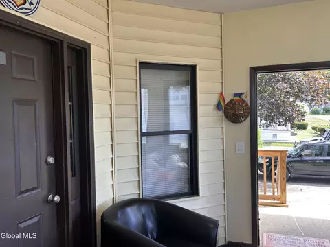 3 Buchanan Ave, Schenectady, NY 12304 photo 9