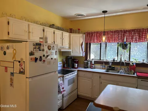 3 Buchanan Ave, Schenectady, NY 12304 photo 40