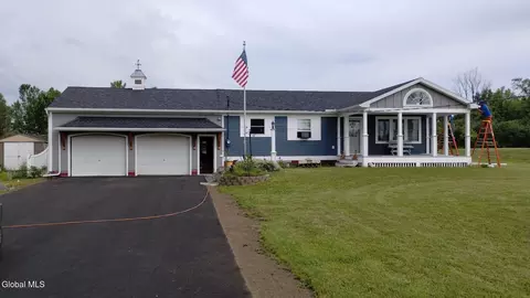 6 Company Bridge Rd, Hudson Falls, NY 12839