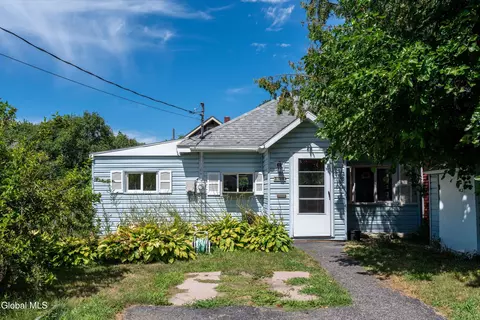 105 N Holmes St, Scotia, NY 12302