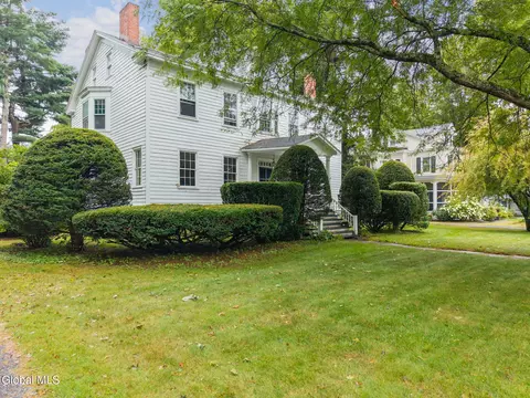 79 W High St, Ballston Spa, NY 12020