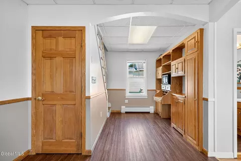 Entry Way - 9 Atlantic Ave, Wynantskill, NY 12198 photo 1 of 1