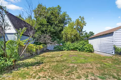 Exterior - 9 Atlantic Ave, Wynantskill, NY 12198 photo 4 of 4
