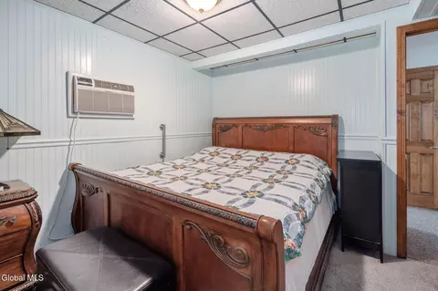 Bedroom - 1755 Devendorf Rd, Schenectady, NY 12303 photo 1 of 6