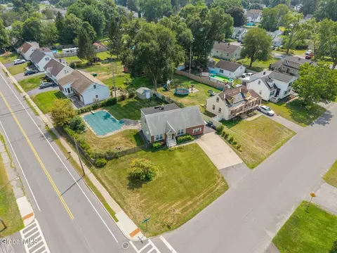 View/Area - 1755 Devendorf Rd, Schenectady, NY 12303 photo 2 of 5