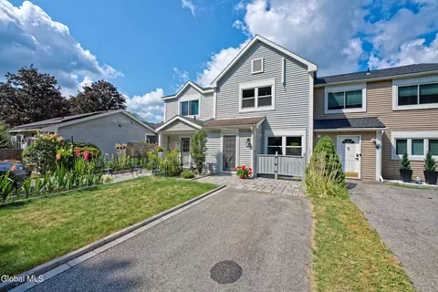 41 White Farms Rd # C, Saratoga Springs, NY 12866