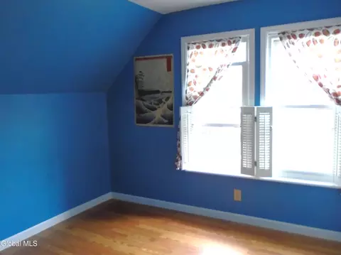 Bedroom - 342 Eleanor St, Schenectady, NY 12306 photo 2 of 5