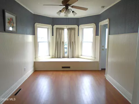 Living - 342 Eleanor St, Schenectady, NY 12306 photo 1 of 2
