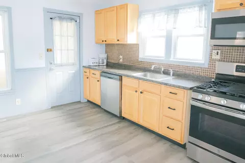 Kitchen - 342 Eleanor St, Schenectady, NY 12306 photo 1 of 2