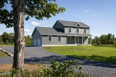 814 Vaughn Rd, Kingsbury, NY 12839