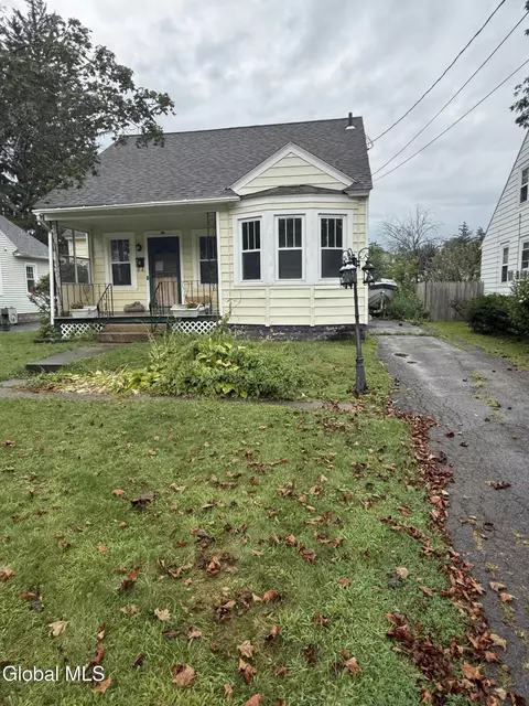 514 Sanders Ave, Schenectady, NY 12302