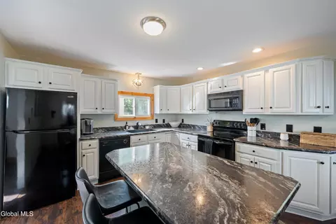 504 Main St, Corinth, NY 12822 photo 7