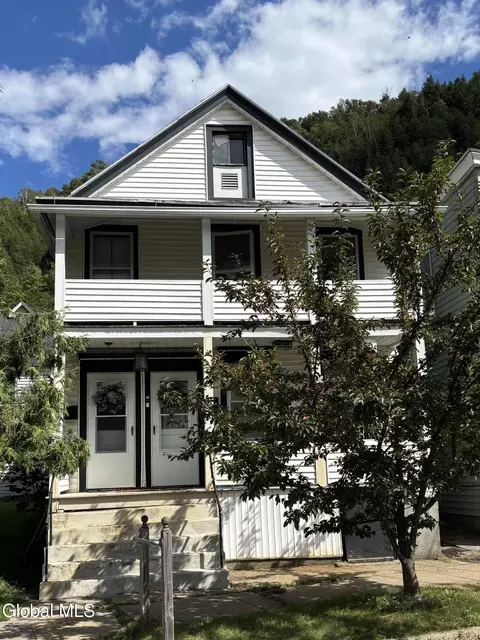 25 Flint Ave, Little Falls, NY 13365