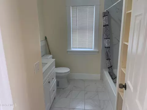 209 Edward St, Schenectady, NY 12304 photo 12
