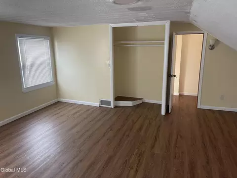 209 Edward St, Schenectady, NY 12304 photo 20