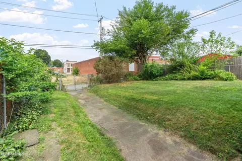 Exterior - 331 6th Ave, Troy, NY 12182 photo 6 of 7