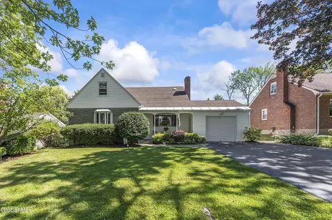 1461 Grenoside Ave, Schenectady, NY 12308