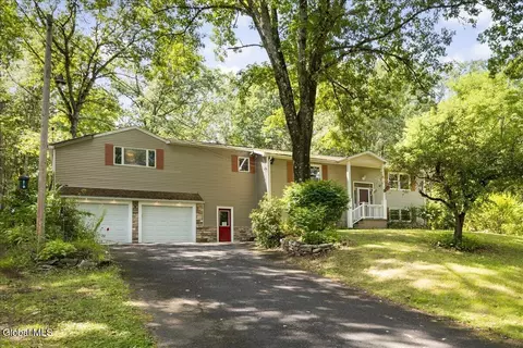 165 Redmond Rd, Gansevoort, NY 12831