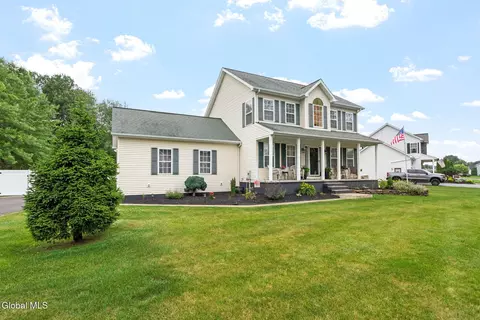 1146 Dianne Ct, Schenectady, NY 12303