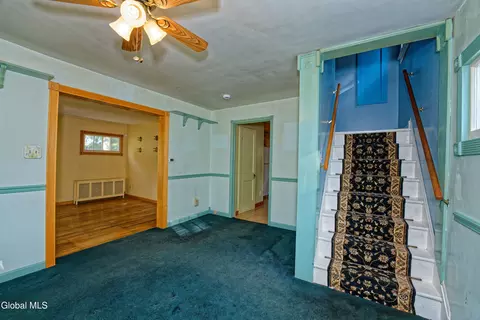 Entry Way - 5 Tulip St, Rotterdam, NY 12306 photo 1 of 2