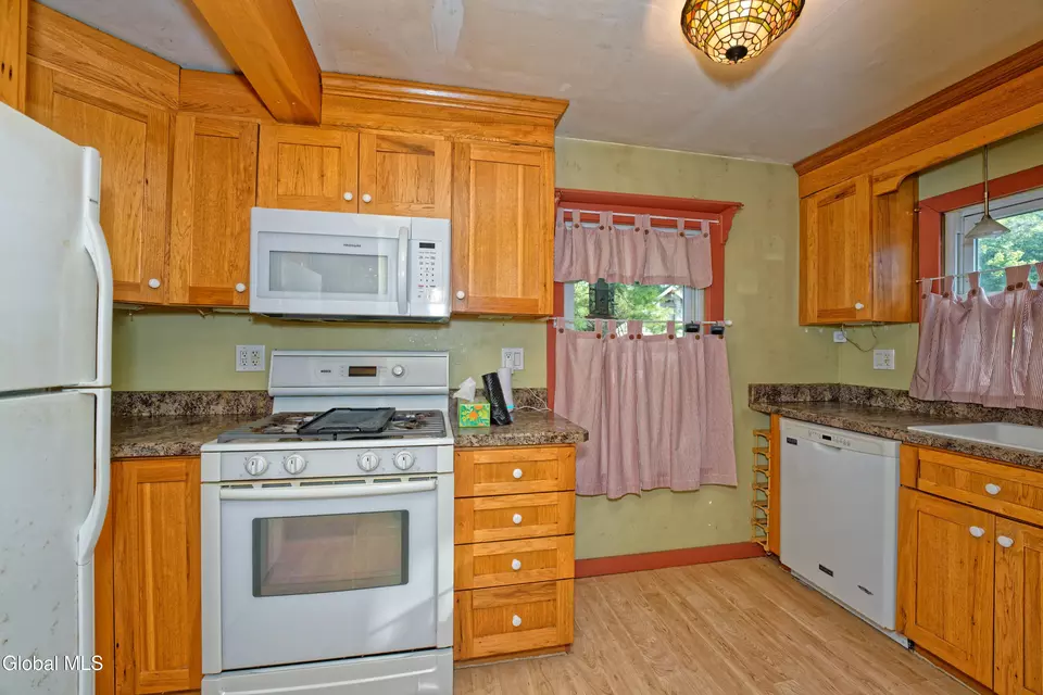 Kitchen - 5 Tulip St, Rotterdam, NY 12306 photo 2 of 3