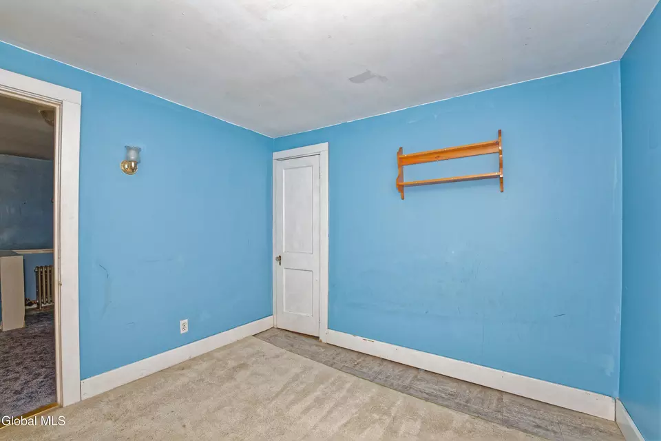 Bedroom - 5 Tulip St, Rotterdam, NY 12306 photo 5 of 7