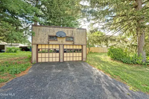 Other - 5 Tulip St, Rotterdam, NY 12306 photo 1 of 5