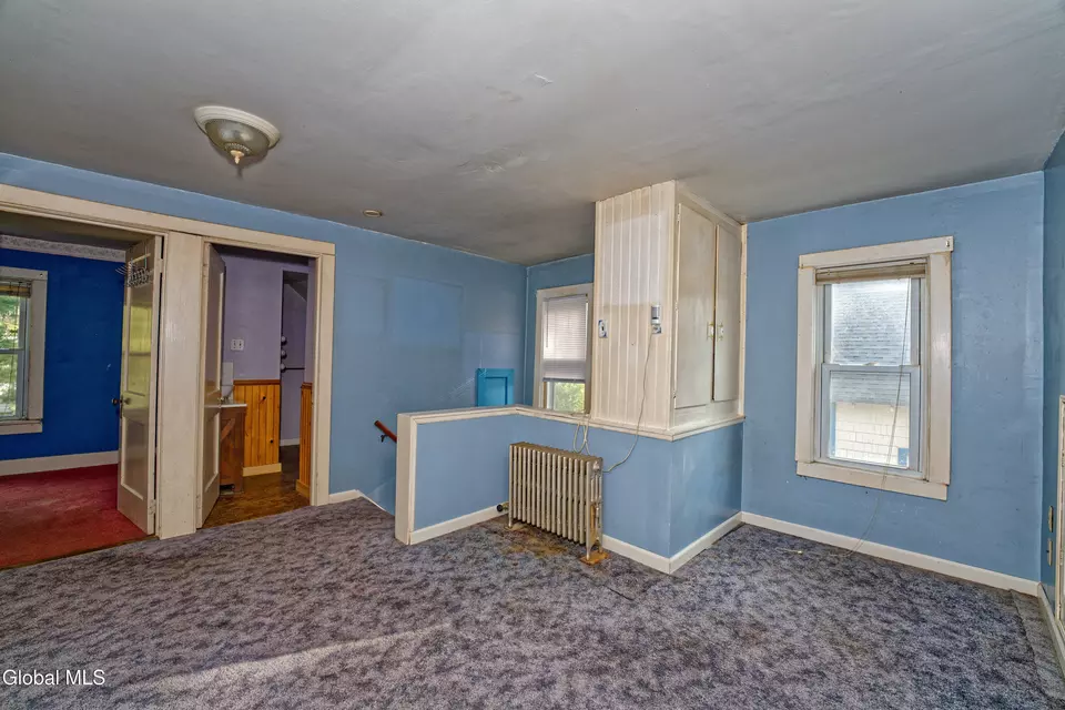Other - 5 Tulip St, Rotterdam, NY 12306 photo 2 of 5