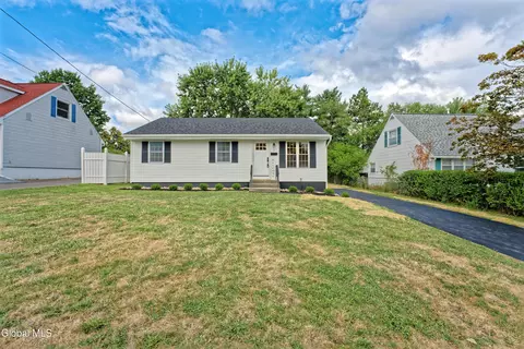 3 Clark Ave, Troy, NY 12180