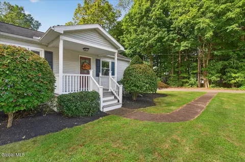 540 Clifton Park Ctr Rd, Clifton Park, NY 12065