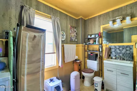2820 Broadway, Schenectady, NY 12306 photo 27