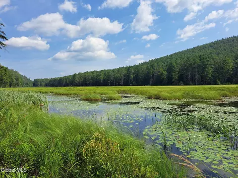 L 15.1 Ny-28, Warrensburg, NY 12885