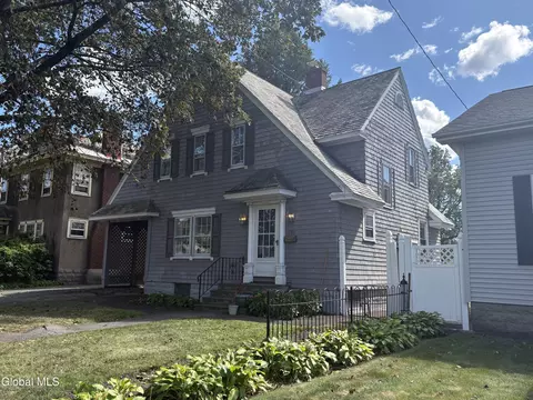1756 Eastern Pkwy, Schenectady, NY 12309