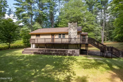 52 Lady Slipper Ln, Lake Luzerne, NY 12846
