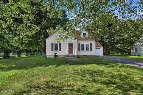 180 Lake Hill Rd, Burnt Hills, NY 12027