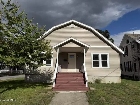 173 Bay St, Glens Falls, NY 12801