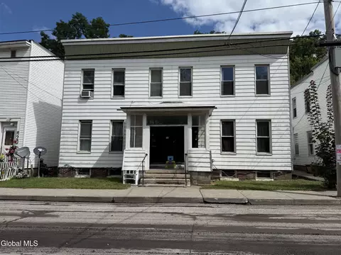 22-24 High St, Amsterdam, NY 12010