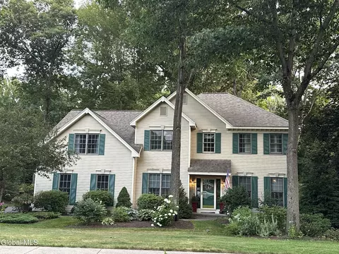 61 Vista Dr, Saratoga Springs, NY 12866