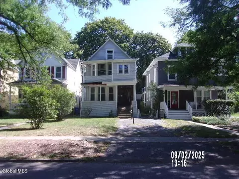 137 N Pine Ave, Albany, NY 12203