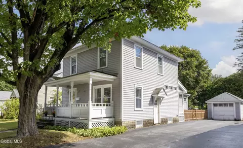 47 Sagamore St, Glens Falls, NY 12801