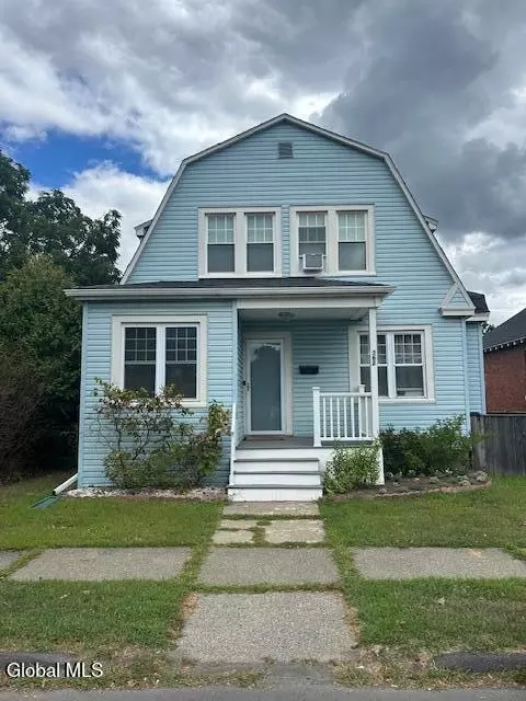 362 3rd Ave, Troy, NY 12182