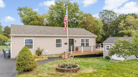 101 Saratoga Ave, Waterford, NY 12188