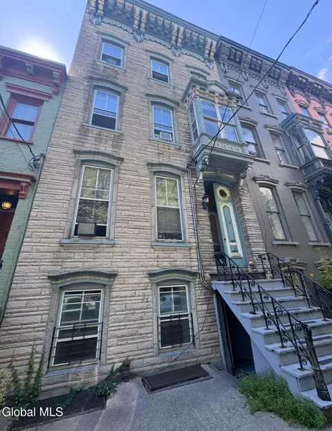 324 Hudson Ave, Albany, NY 12210