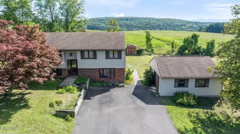 44 Coons Rd, Coeymans Hollow, NY 12046