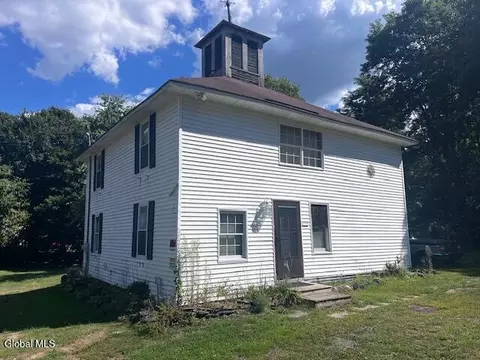 2392 State Rt 67, Johnsonville, NY 12094