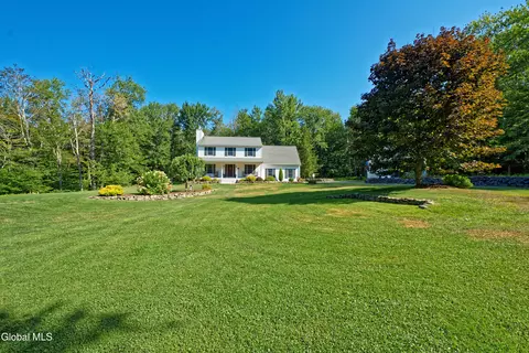 81 Lindeman Rd, Sand Lake, NY 12153