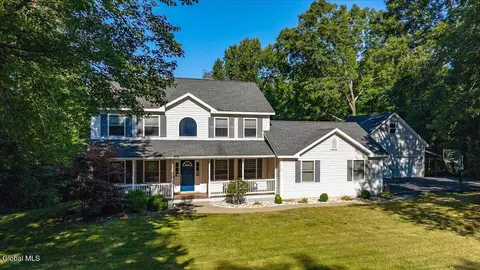 174 George Thompson Rd, Mechanicville, NY 12118