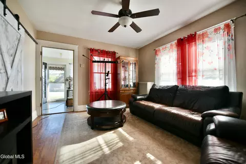 Living - 381 Vley Rd, Glenville, NY 12302 photo 1 of 2