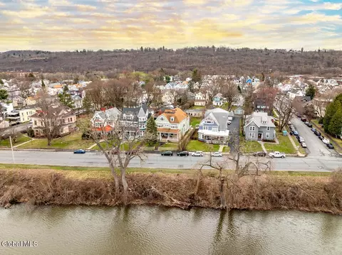 204 206 2nd Ave, Troy, NY 12180