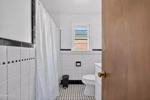 1245 Sumner Ave, Schenectady, NY 12309 photo 17